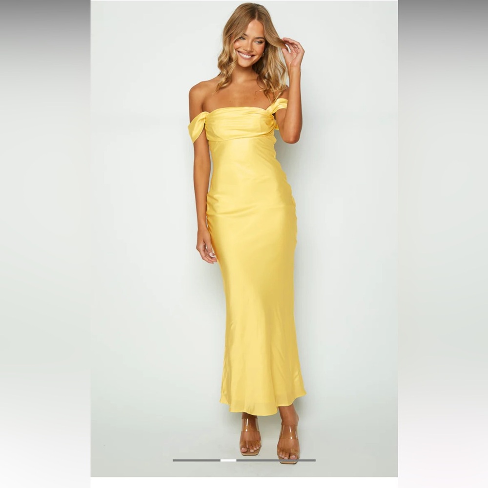 Beginning boutique Light Yellow Off Shoulder Formal Maxi Dress